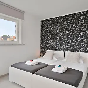  Ferienhaus Huswell - Spacious With Garden Near The & Sea Belgien